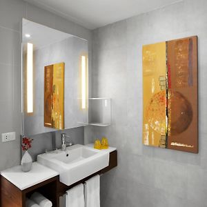 Superior Skyline Room